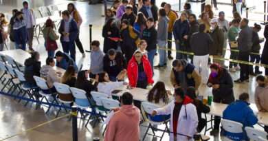 Inicia funciones comité que evaluará inversiones de farmacéuticas para mejorar insumos