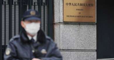 Japón se disculpa con China por allanamiento de soldado a su embajada en Tokio