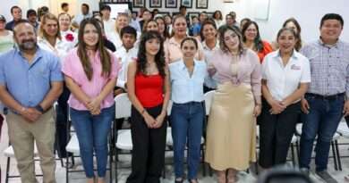 ANA PATY PERALTA UNE ESFUERZOS CON DIF BJ Y ASOCIACIÓN «ENDEREZANDO CURVAS» EN APOYO A MENORES CON ESCOLIOSIS IDIOPÁTICA