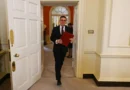 Primer ministro británico anuncia recorte de impuestos a la electricidad para reforzar el poder adquisitivo